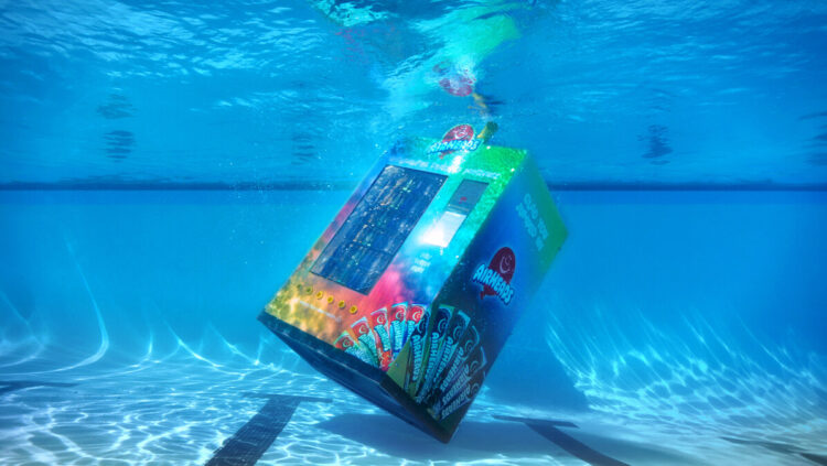 Airheads Debuts First-of-its-Kind Underwater Vending Machine For Pools That Takes “Fun” Instead of Cash