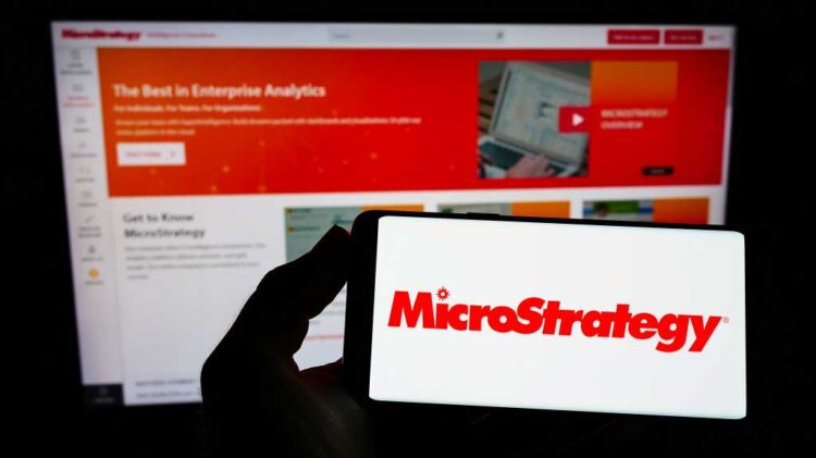 MicroStrategy boosts HyperIntelligence with artificial intelligence
