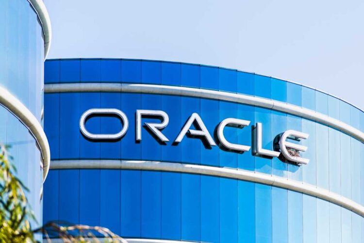 Oracle inks deal with AWS to offer database services