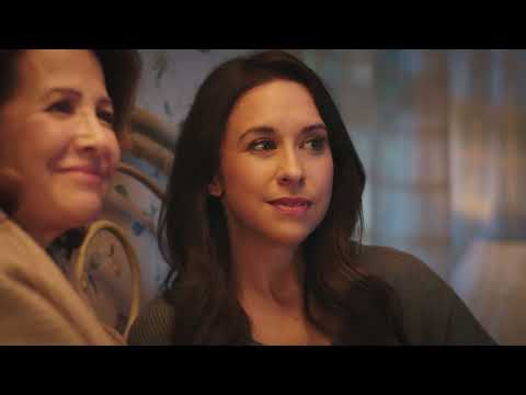 philosophy Unveils “It Was Always You” Valentine’s Day Campaign with Lacey Chabert