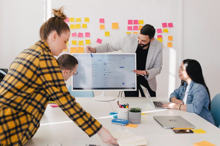 Aligning HR Initiatives with Business Goals: How to Articulate the ROI of Your HR Initiatives
