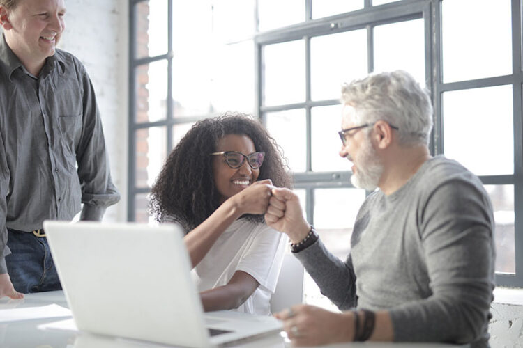 Employee Recognition: The Complete Guide for HR in 2026